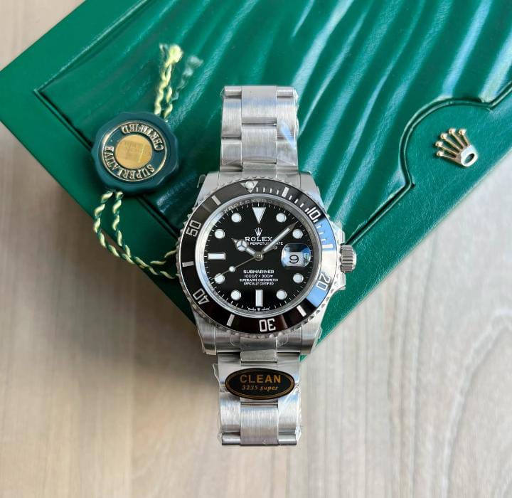 Rolex Submarine Date
